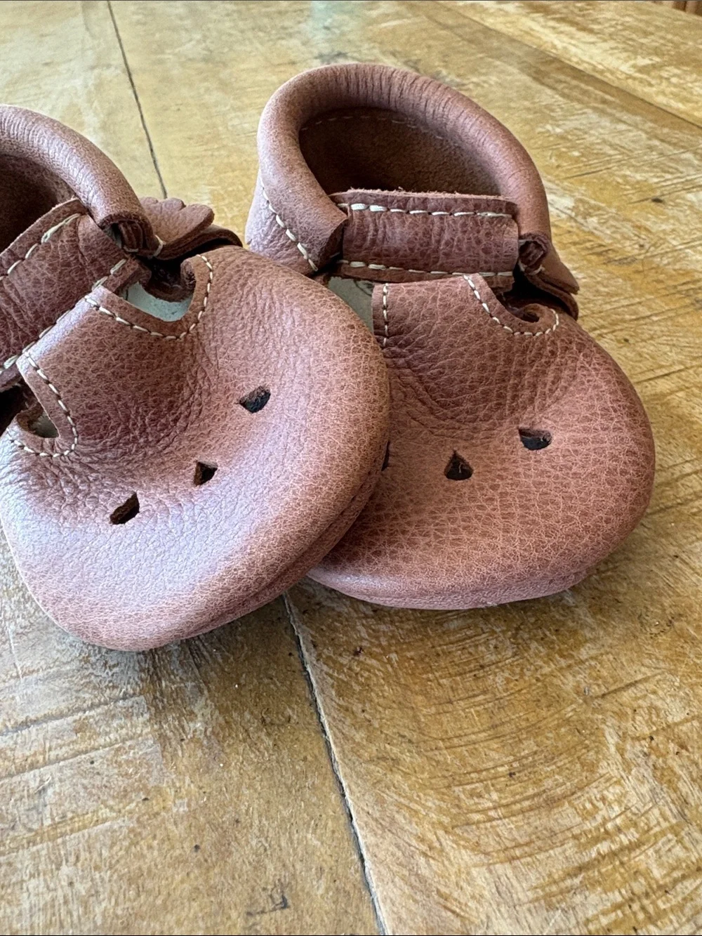 Freshly Picked Leather Mary Jane Shoes Toddler size 5